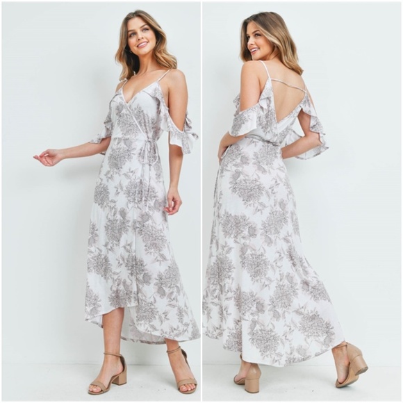 Trend Setter Diva Boutique Dresses & Skirts - Ivory Print Dress